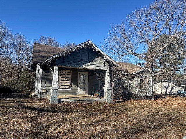 80 Cemetery Ave, West Fork